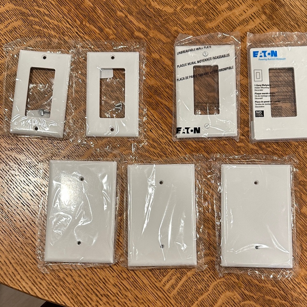 Eaton White Wall Plates Set NEVER OPENED NWT